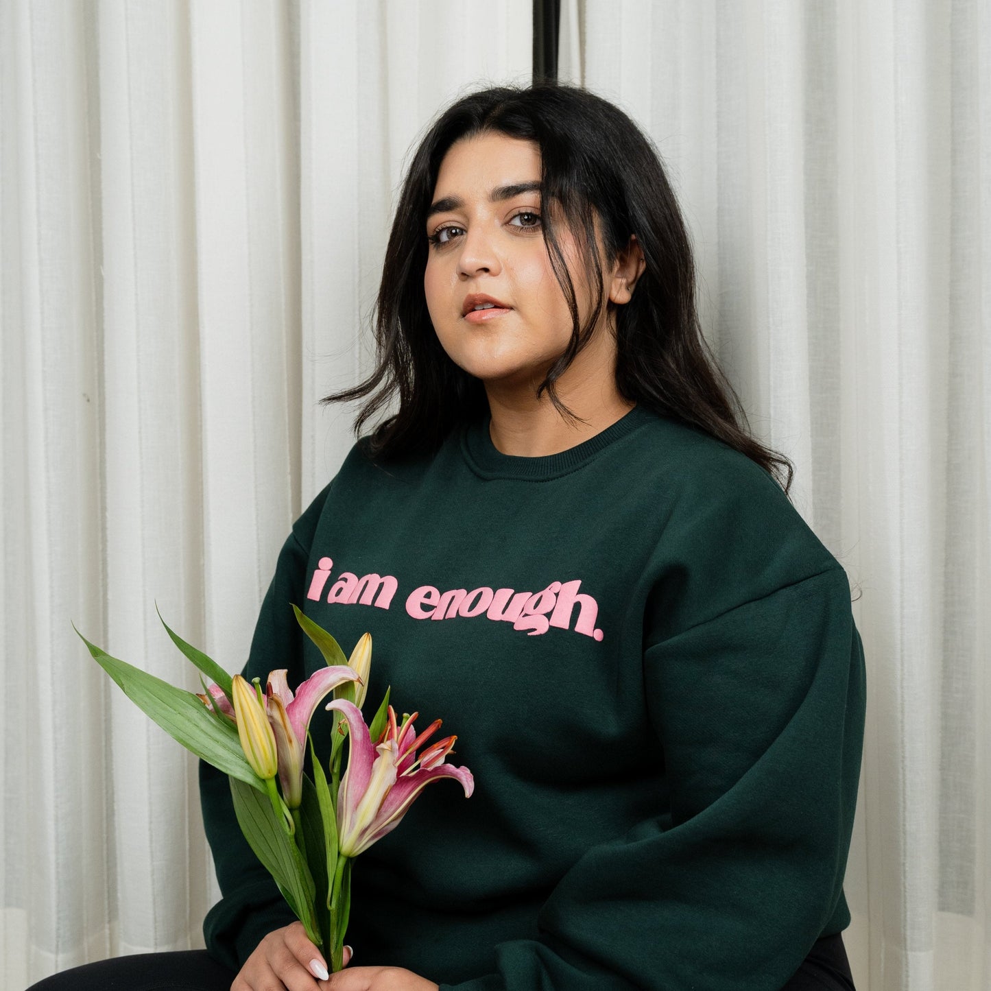 notee oversized sweatshirt (i am enough)